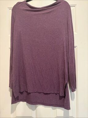 Adrienne Vittadini Lavender-Purple Long Sleeve Boatneck Top, Size Medium